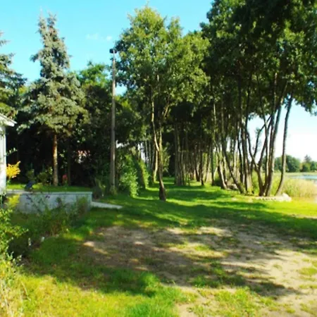 Hébergement de vacances Mobile Im Mit Seezugang Dabel